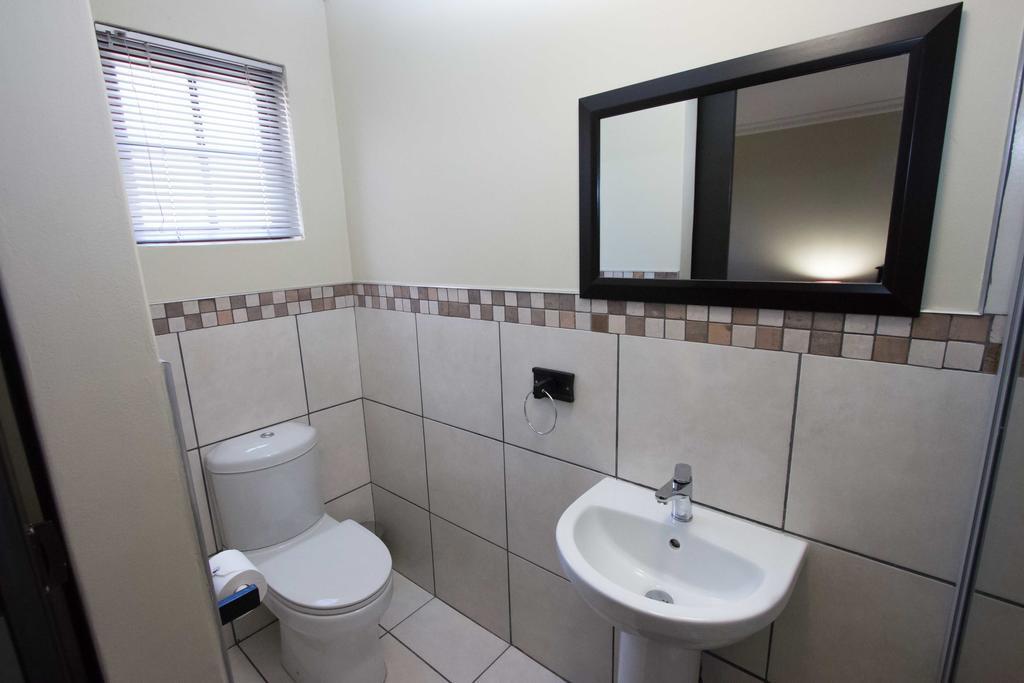 The Nightingale Guesthouse Bloemfontein Pokój zdjęcie