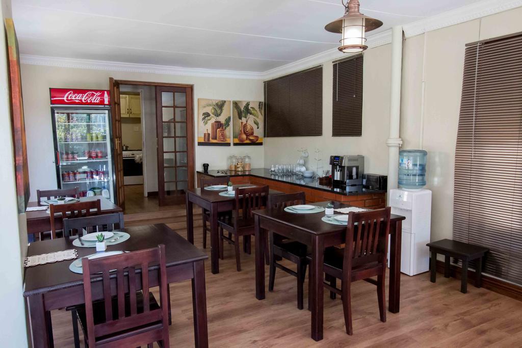 The Nightingale Guesthouse Bloemfontein Zewnętrze zdjęcie