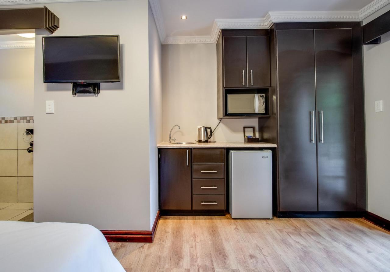 The Nightingale Guesthouse Bloemfontein Zewnętrze zdjęcie