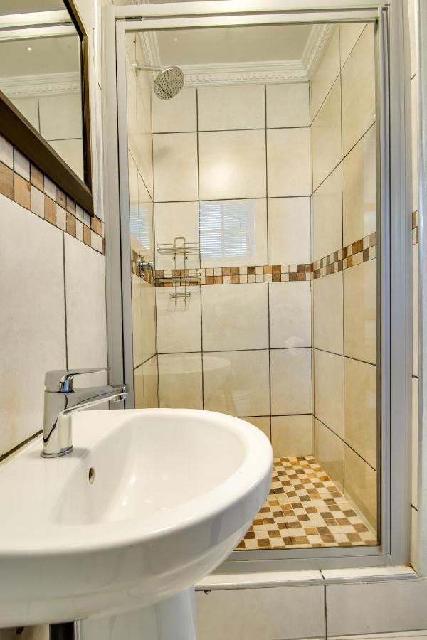 The Nightingale Guesthouse Bloemfontein Zewnętrze zdjęcie