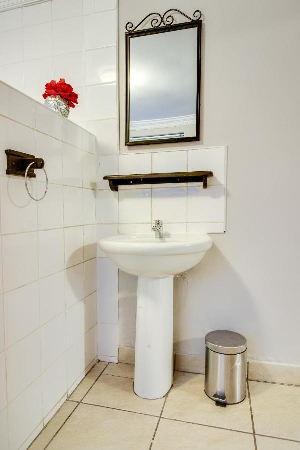 The Nightingale Guesthouse Bloemfontein Zewnętrze zdjęcie