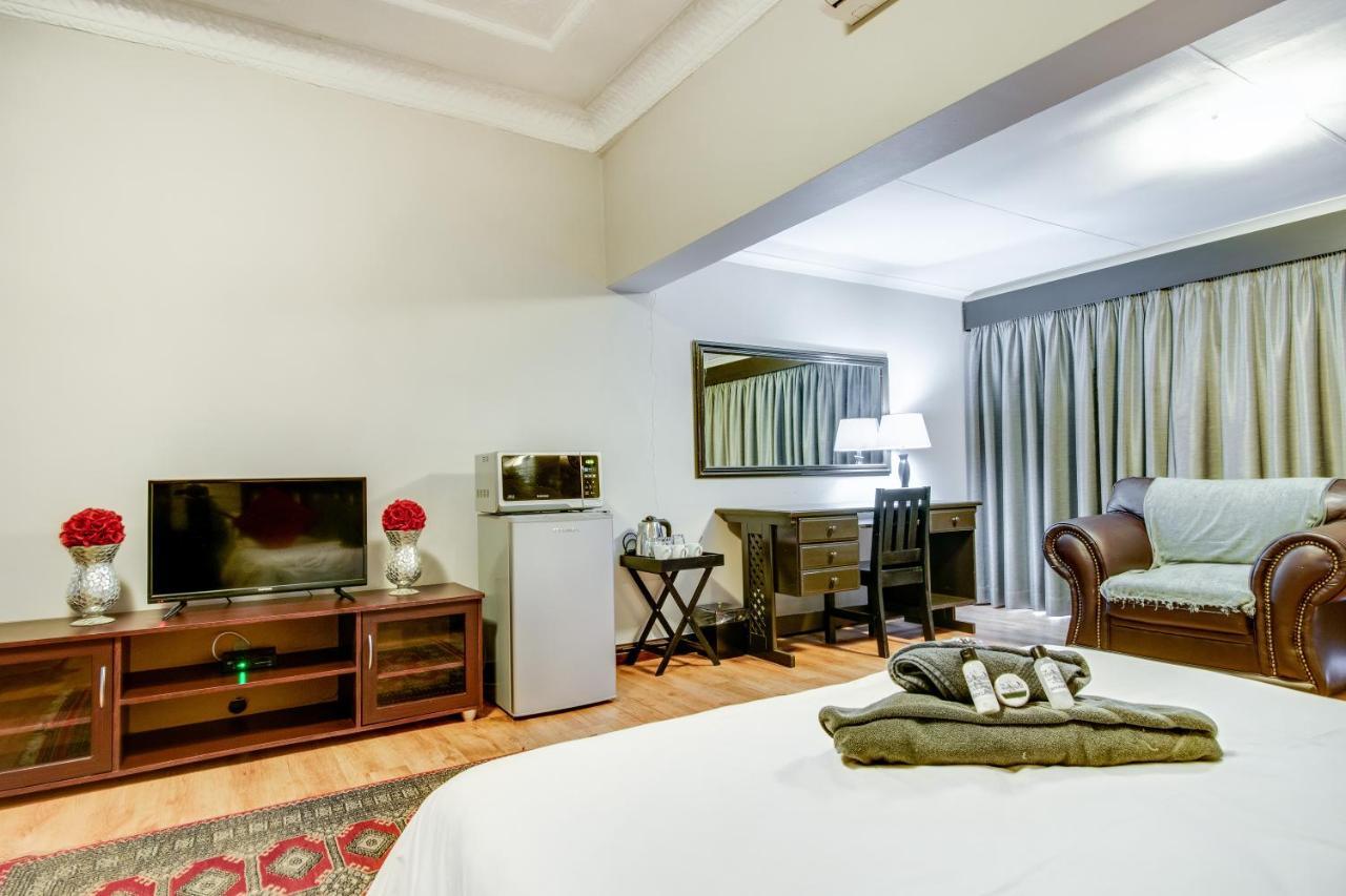 The Nightingale Guesthouse Bloemfontein Zewnętrze zdjęcie