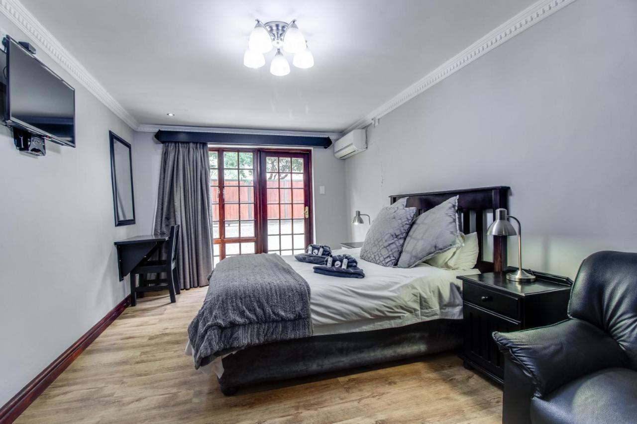The Nightingale Guesthouse Bloemfontein Zewnętrze zdjęcie